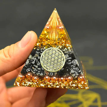 REIKI HEALING ORGONITE PYRAMID