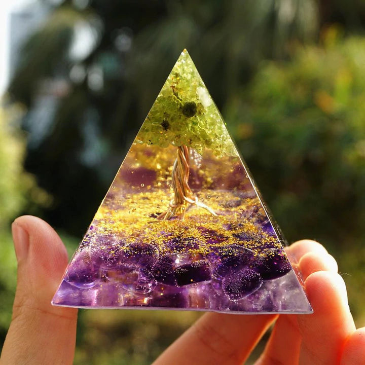 Orgone Pyramids – Lumoona